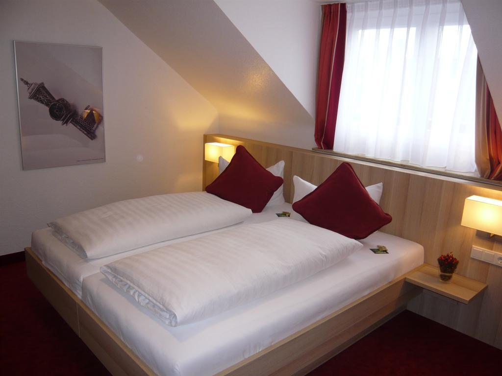 Hotel Zur Traube Фельберт Екстер'єр фото