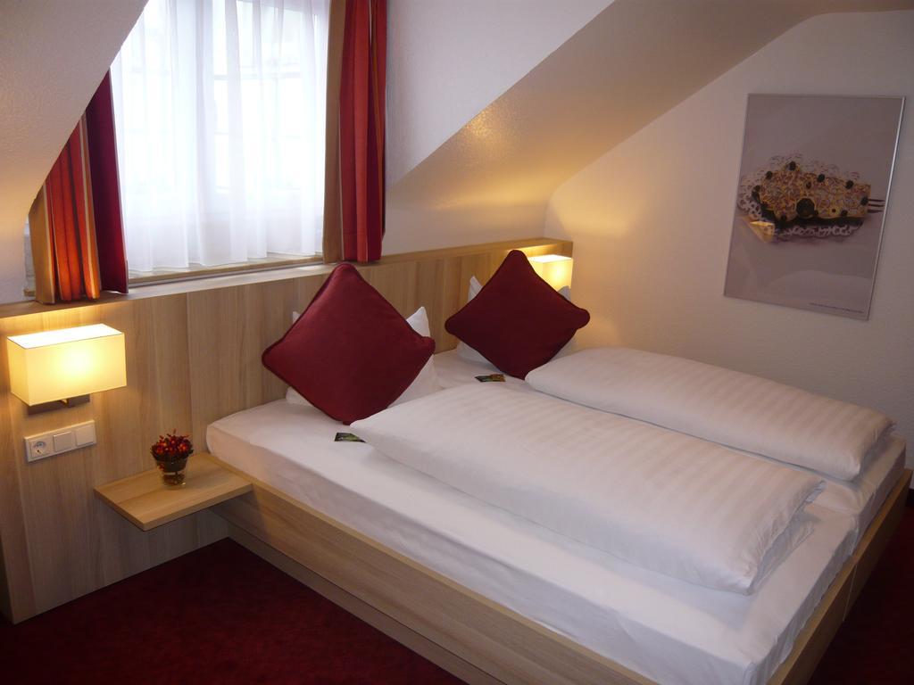 Hotel Zur Traube Фельберт Екстер'єр фото