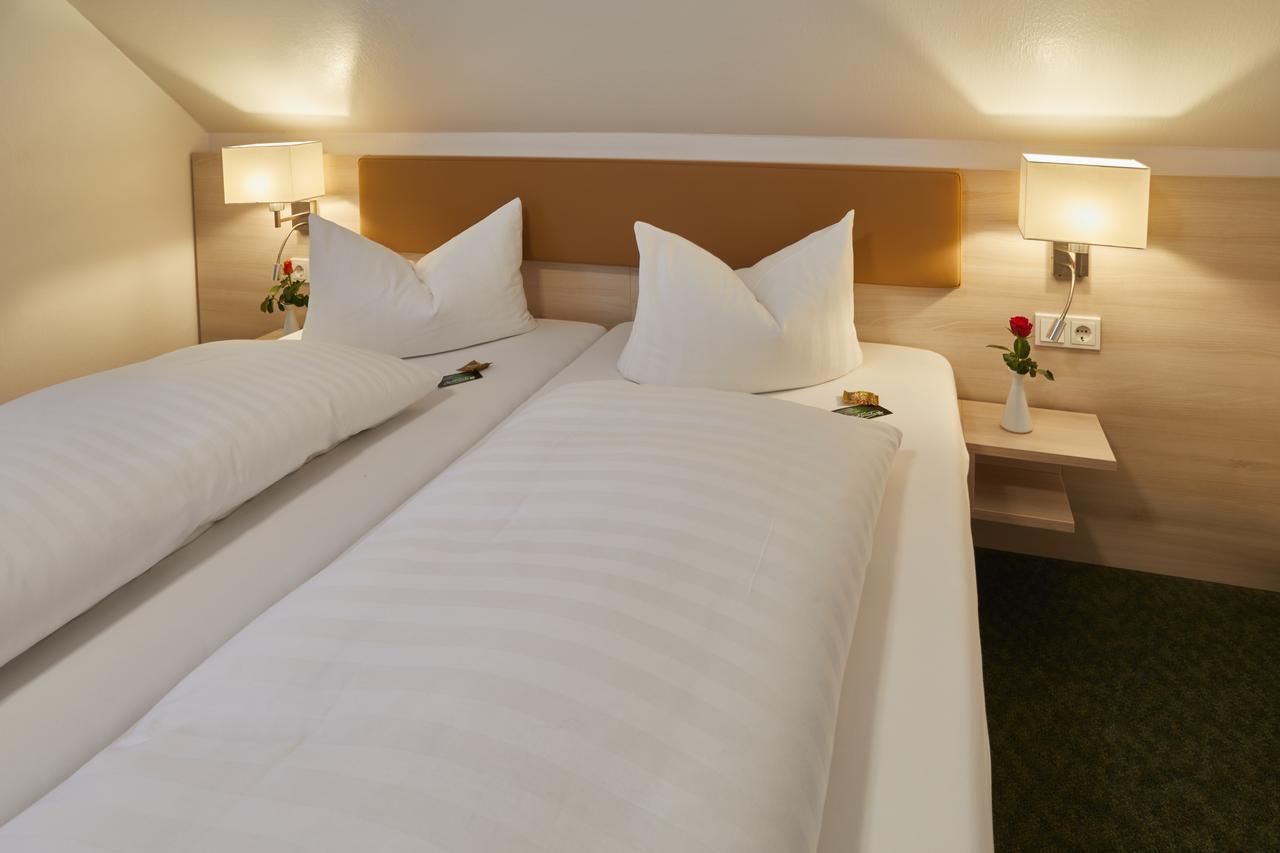 Hotel Zur Traube Фельберт Екстер'єр фото